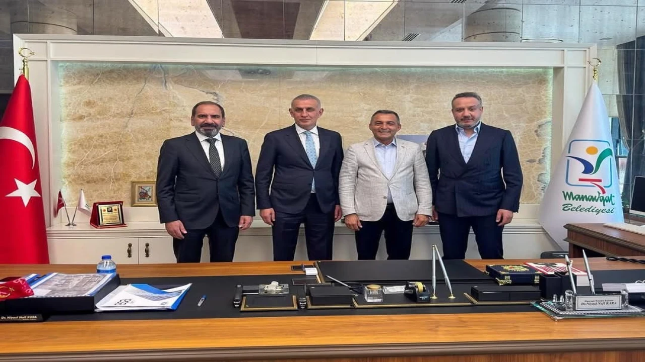 TFF Başkanından Manavgat Belediye Başkanına ziyaret