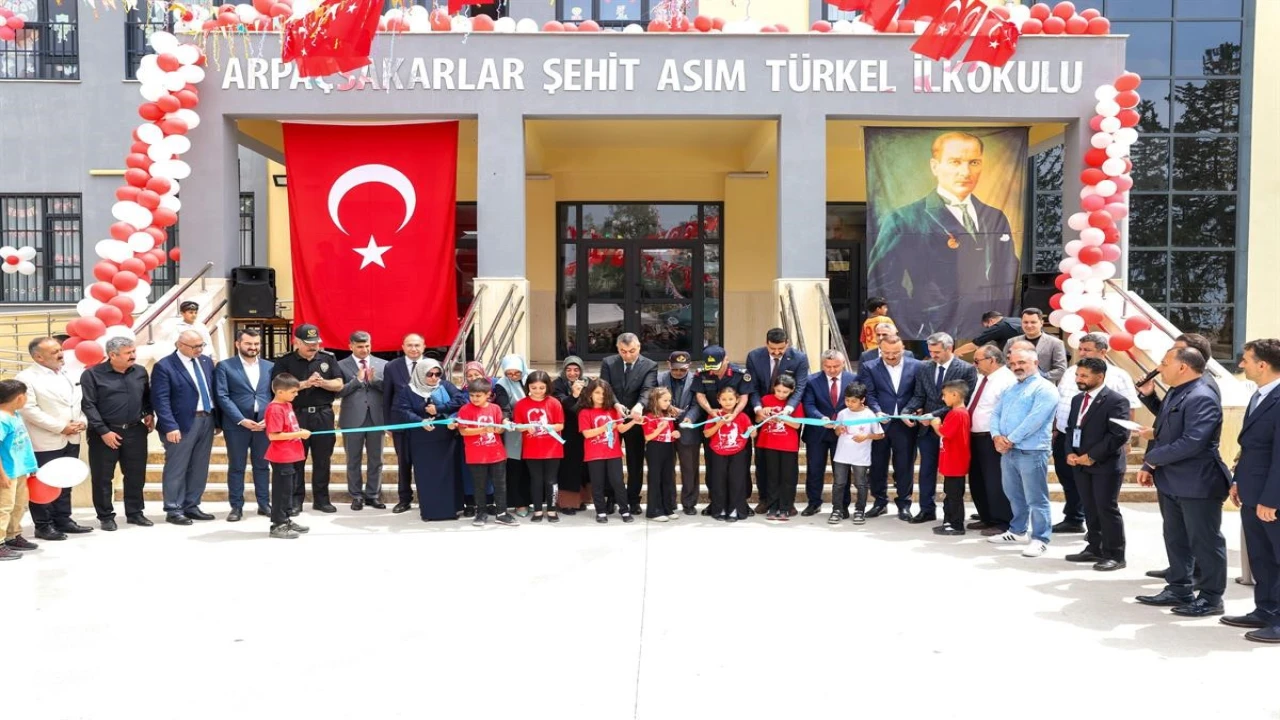 Vali Toros: Bir kahramanın mirasına, sadakatin ifadesidir