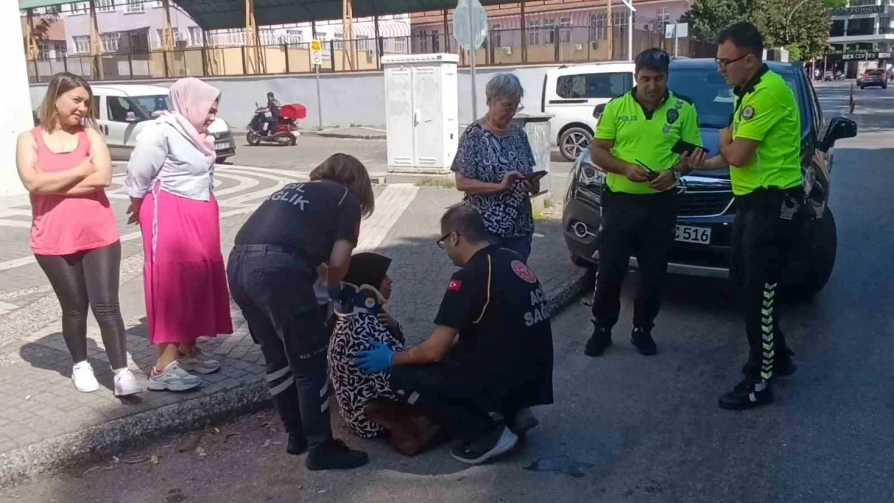 Yaya geçidinden geçmeye çalışan yayaya otomobil çarptı: 1 yaralı