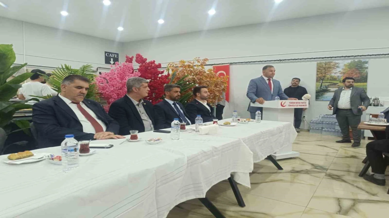 Yeniden Refah Partisi Türkoğlu İlçe Başkanı istifa etti