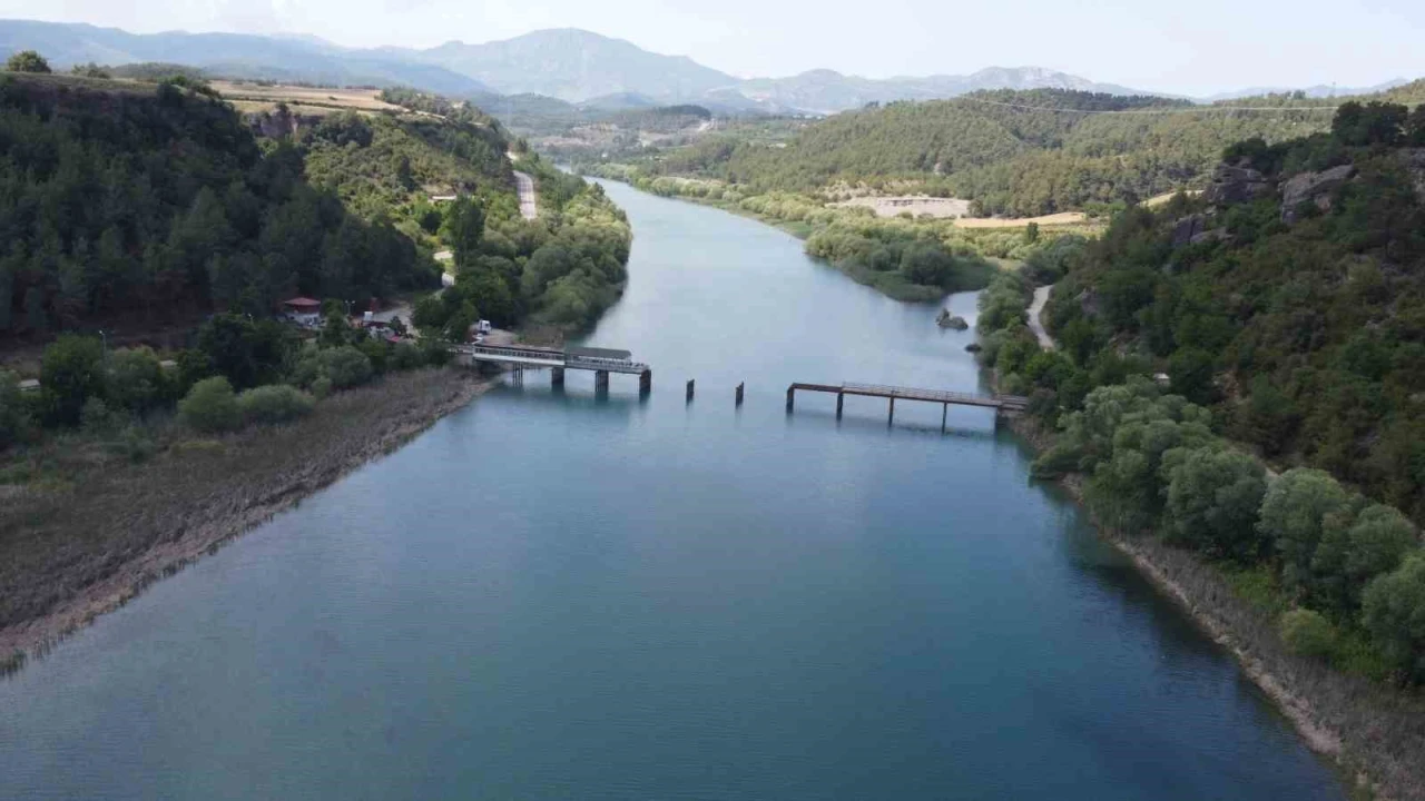 Ziyaretçilerini dinlendiren manzara: Aladağ