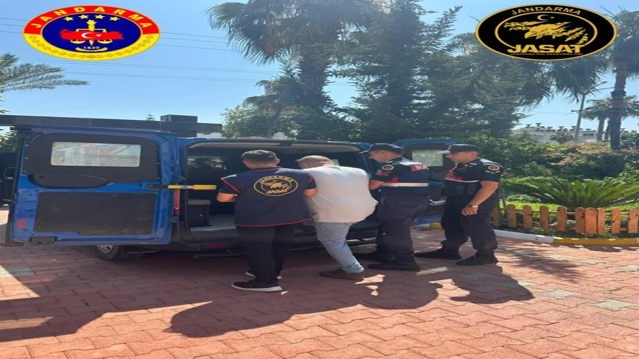 25 yıl 8 ay hapis cezası bulunan şahıs, jandarma operasyonuyla yakalandı