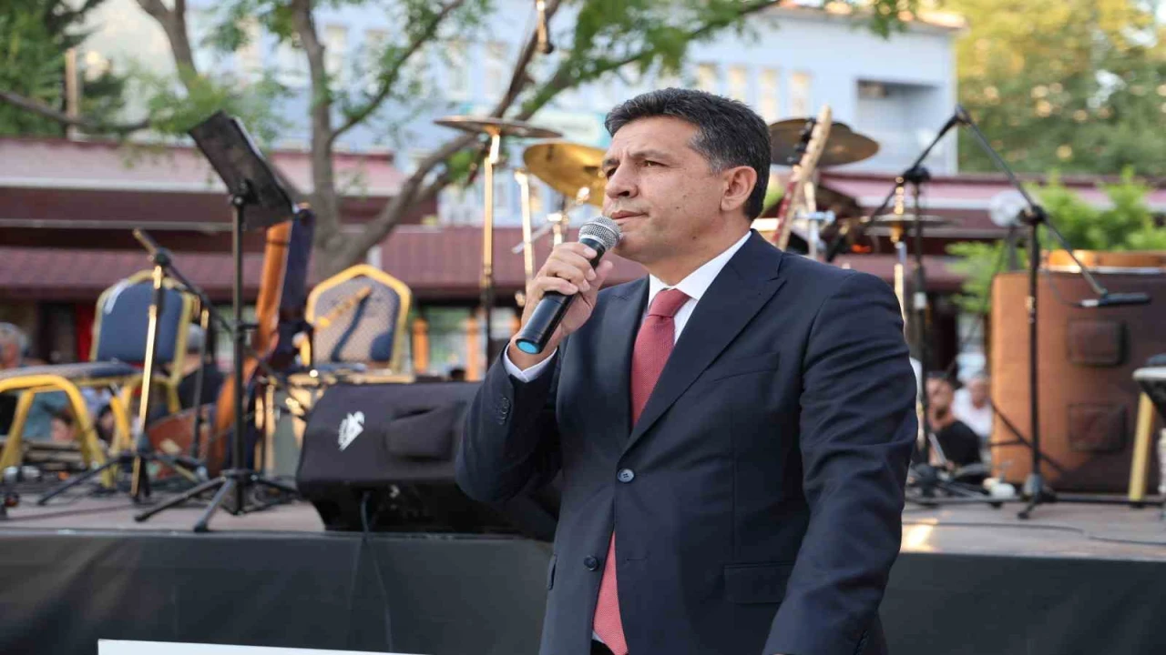 Adana Kozanda tarih, spor ve sanat için temeller atıldı