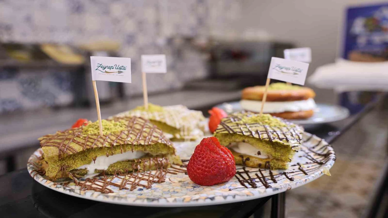 Adana sıcakları dondurmalı tatlılara rağbeti arttırdı