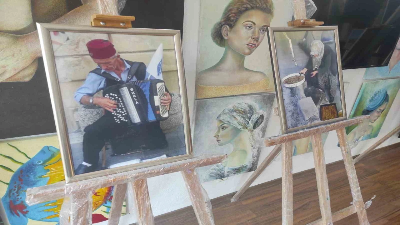 Adanada Fotoğrafın Ötesinde sergisi