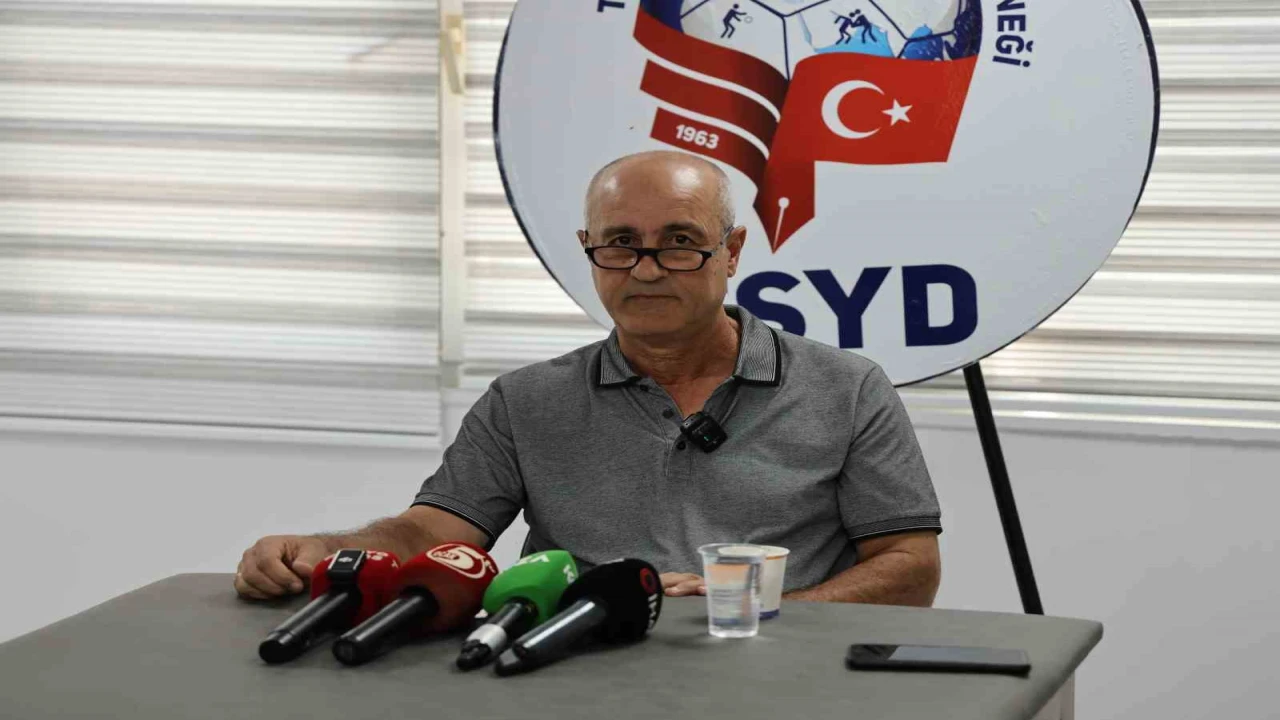 Adanasporun altyapı sorumlusu Eyüp Arın, takımdan ayrıldı