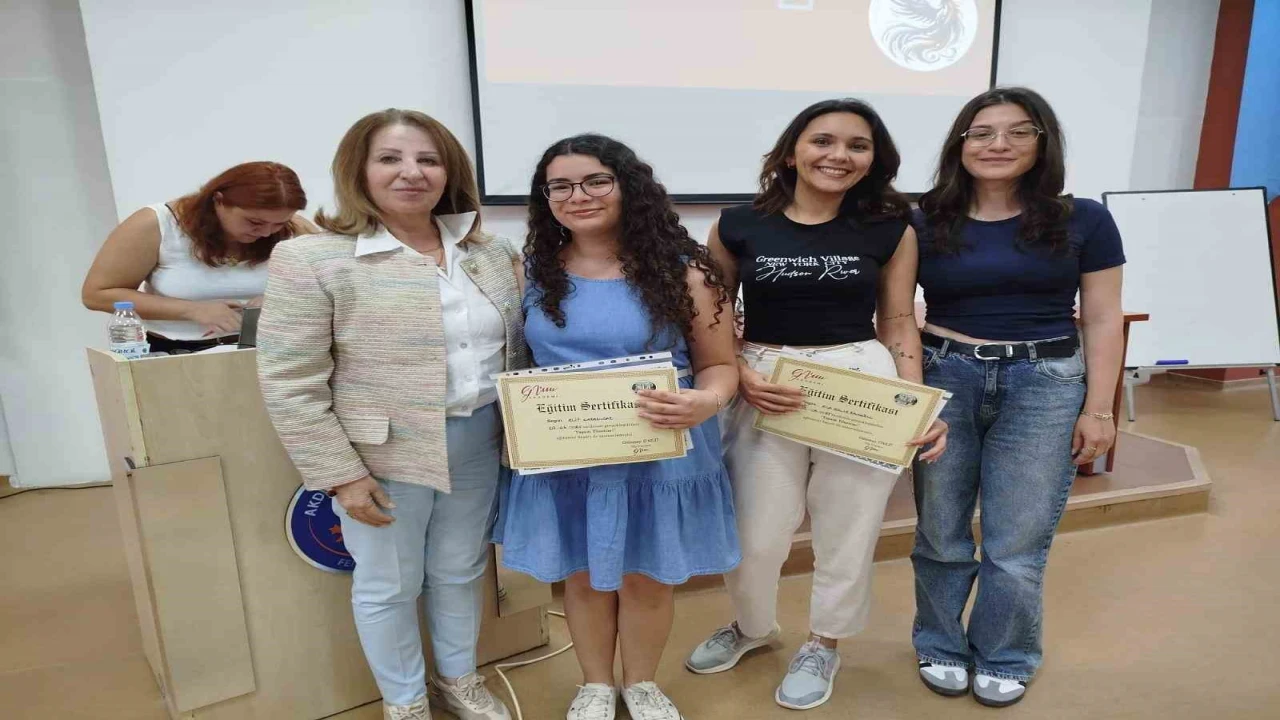 Akdeniz Üniversitesinde kadın öğrencilere bilimde liderlik desteği