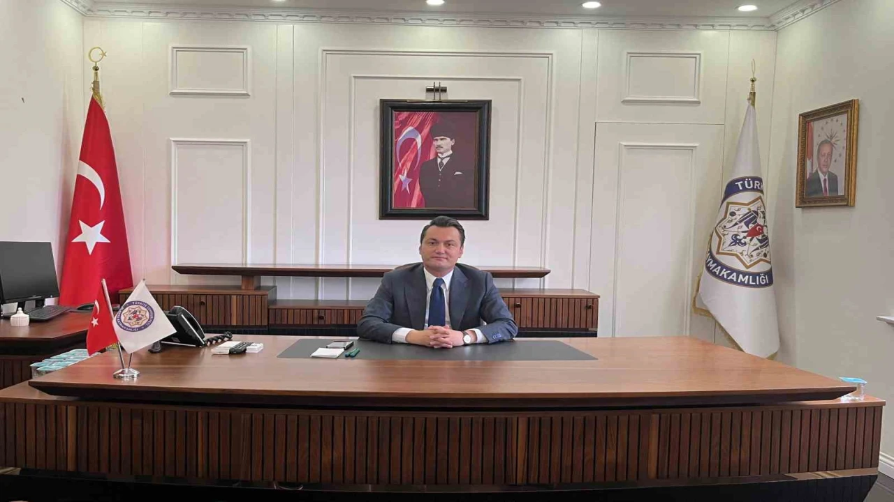 Alanyanın yeni kaymakamı Öztürk görevine başladı