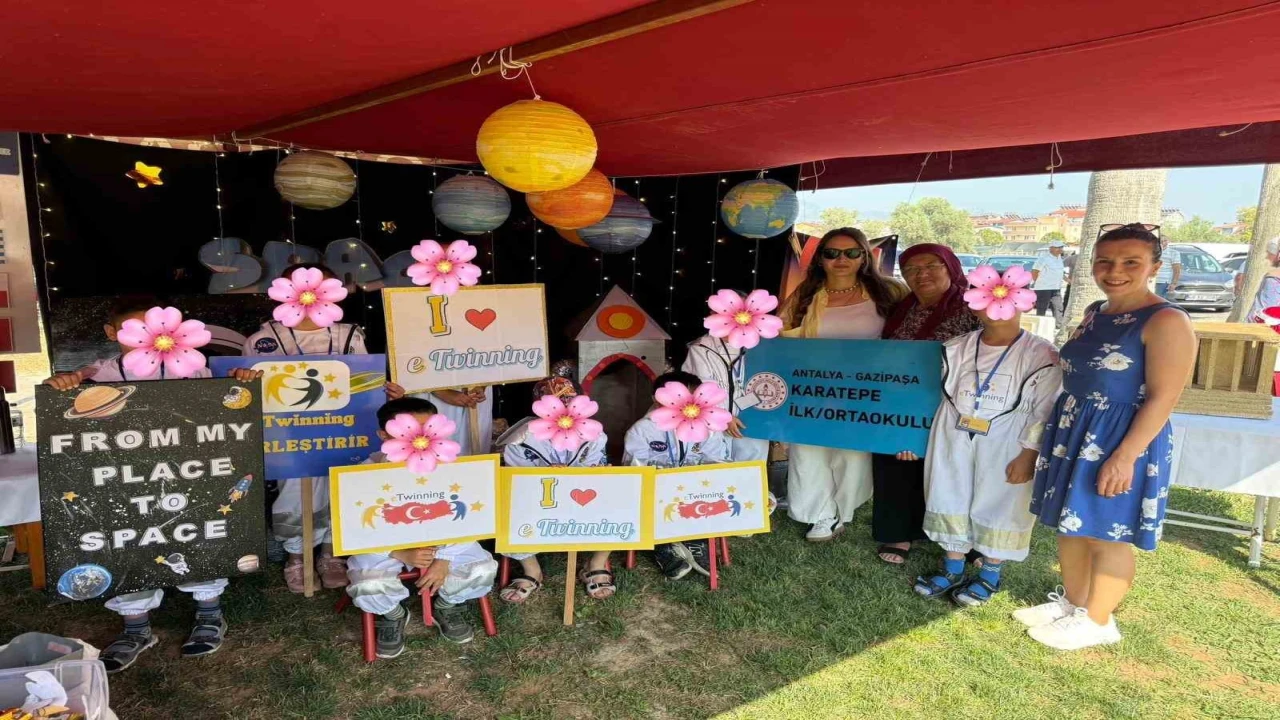 Antalyada eTwinning sergisi yoğun ilgi gördü