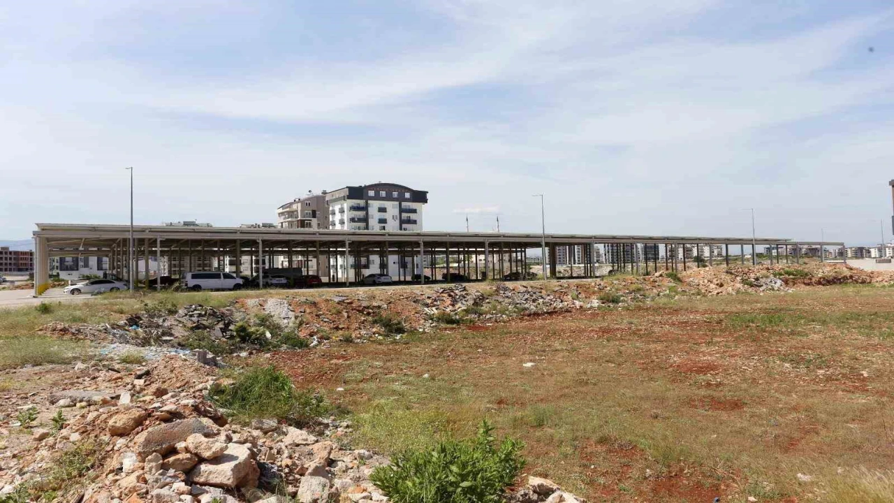 Çankaya Mahallesine ilk kapalı pazar açılış için gün sayılıyor