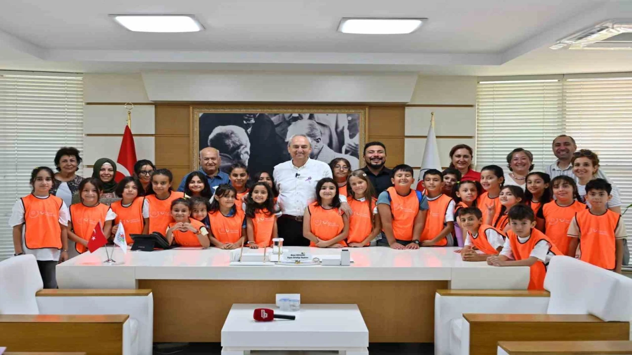 Çocuklar sordu, Başkan Kocagöz yanıtladı