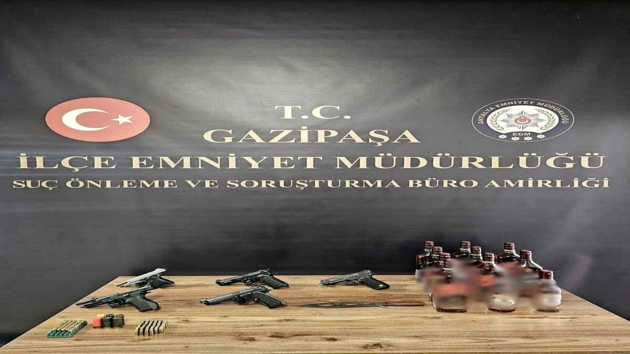 Gazipaşada ruhsatsız silah operasyonu