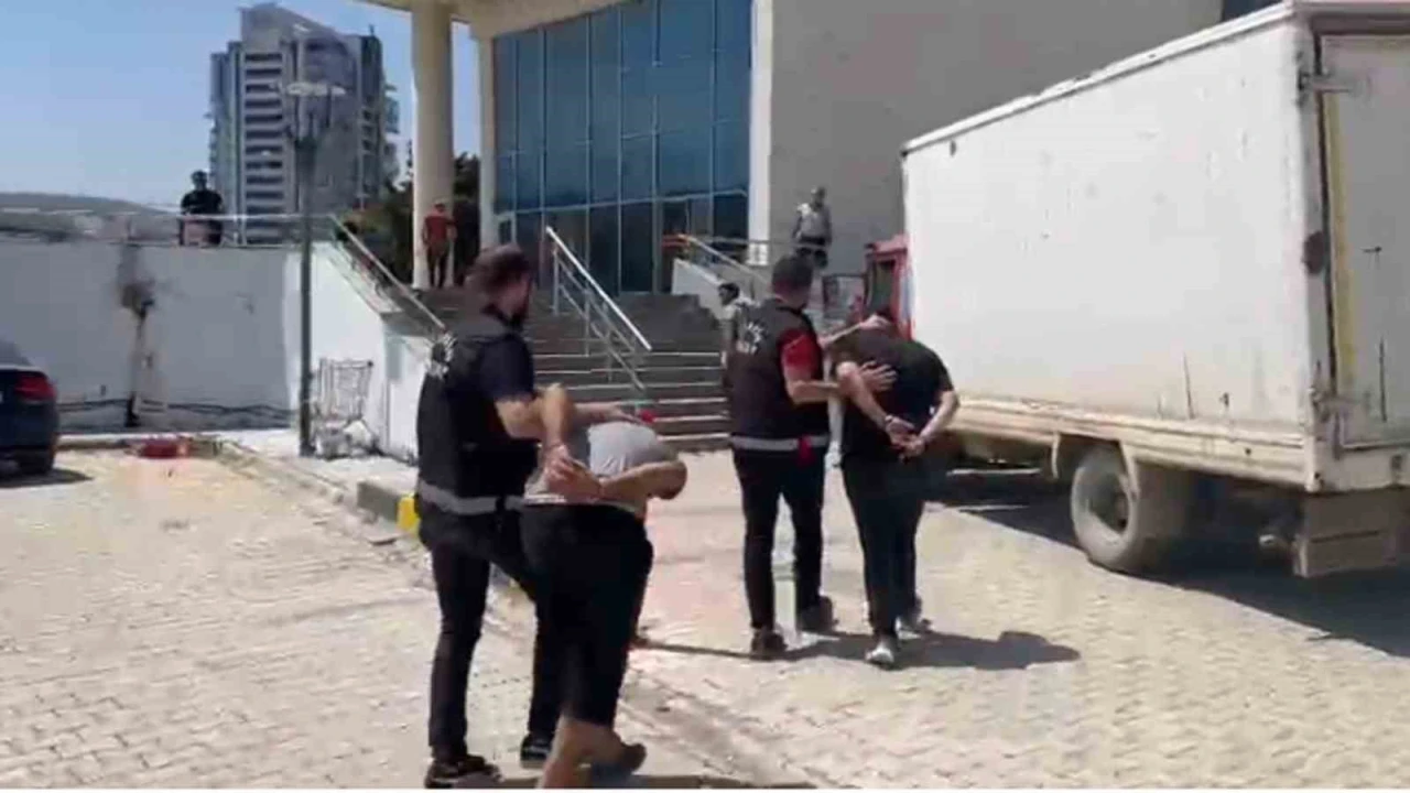 Hatay'da 4 Aranan Şahıs Yakalandı