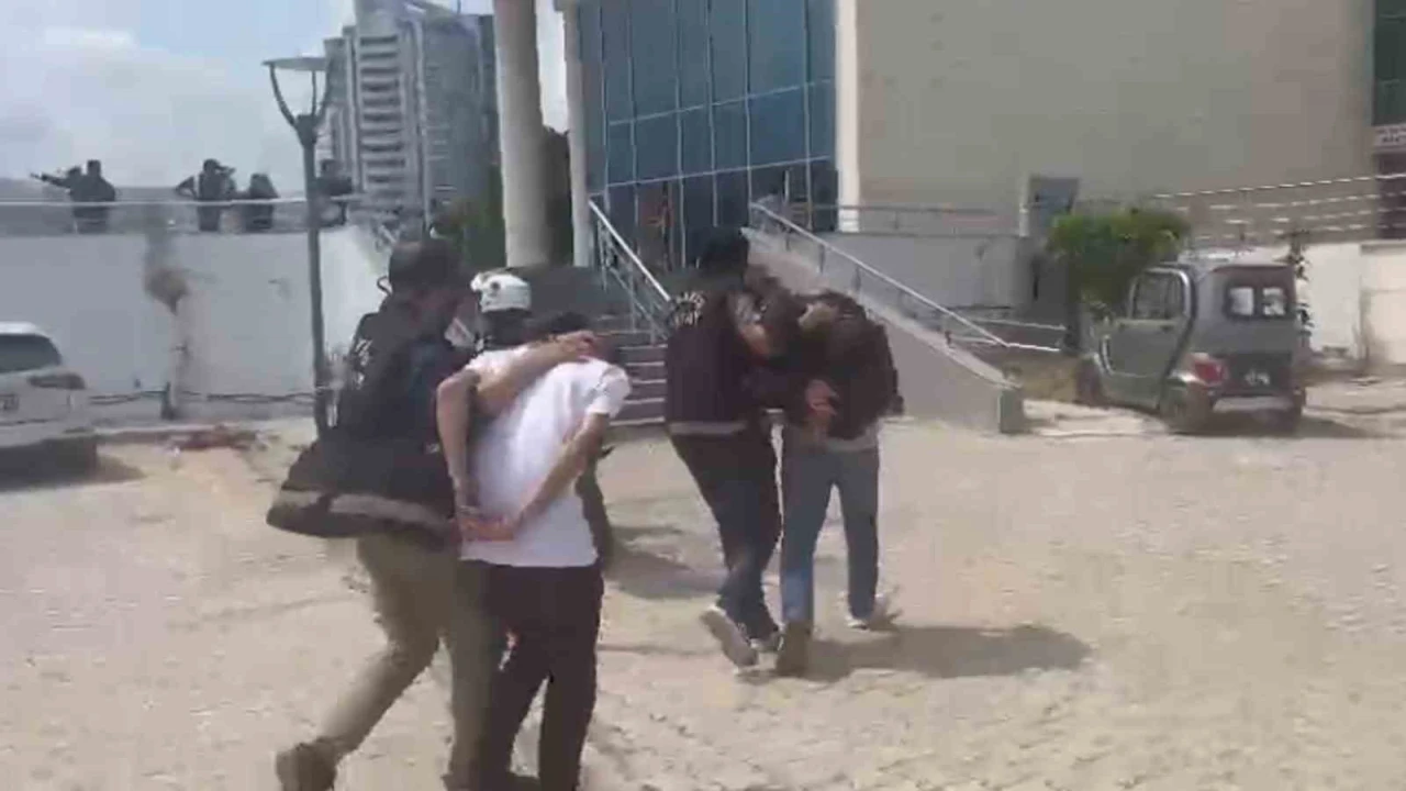 İskenderunda asayiş operasyonu: 3 gözaltı, 2 tutuklama