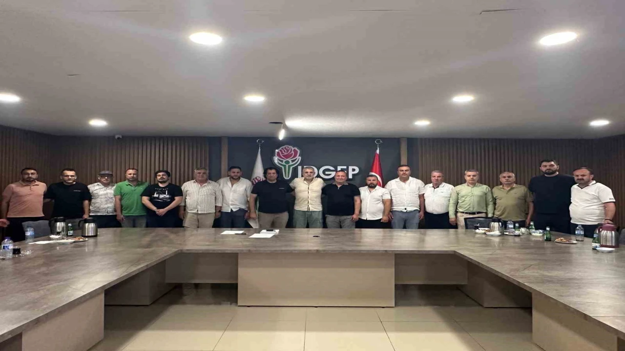 Isparta 32 Sporda yönetim görev dağılımını yaptı