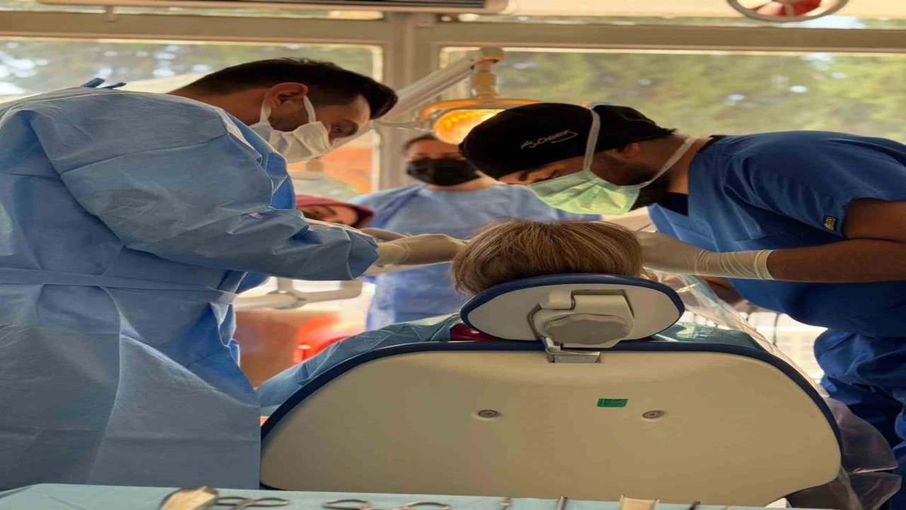 Korkuteli Devlet Hastanesinde implant tedavisi başladı