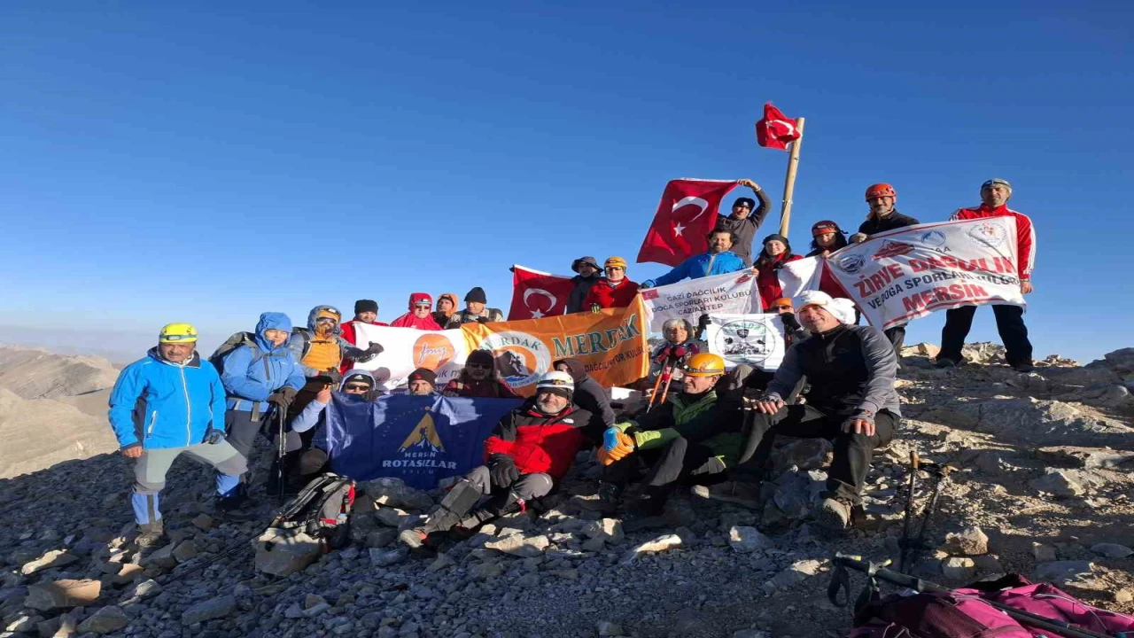 MERDAKın 19. Ulusal Dağcılık Festivalinde Medetsiz Zirvesine anma tırmanışı yapıldı