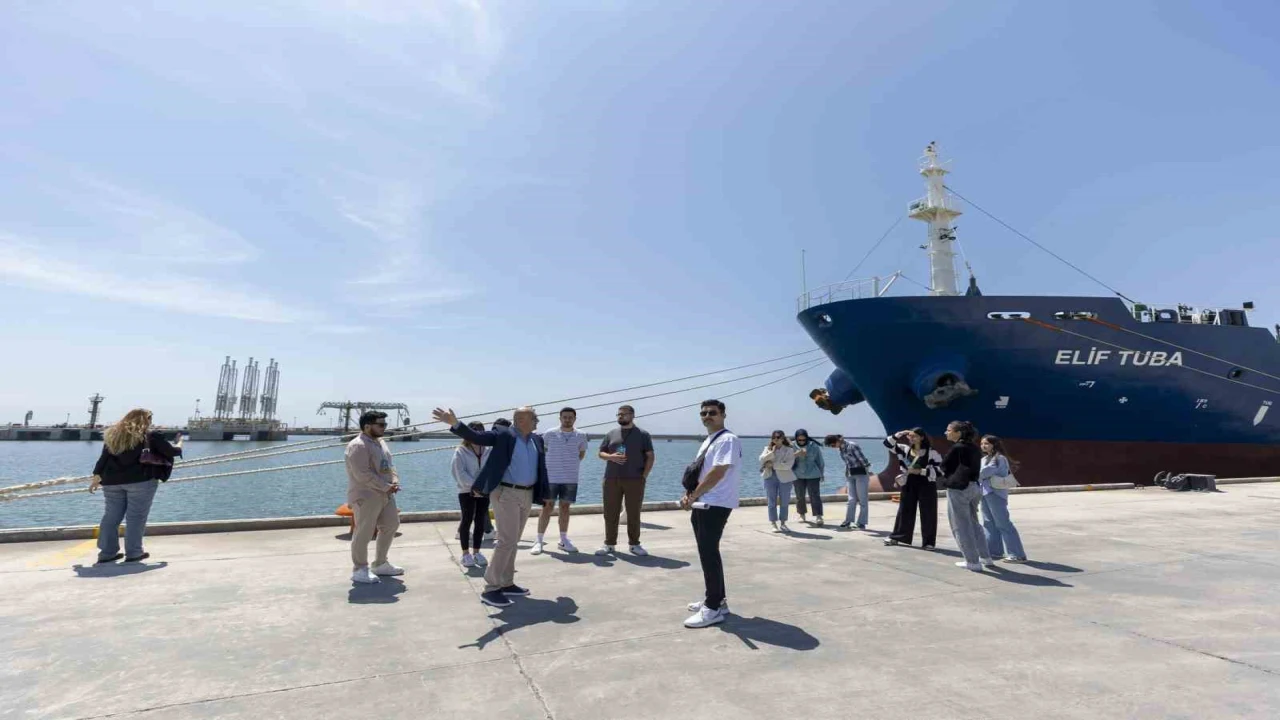 Mersin Kariyer Merkezi, öğrencilere ışık olmaya devam ediyor