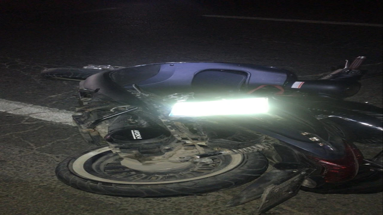 Minibüsün arkadan çarptığı motosikletli genç kadın hayatını kaybetti