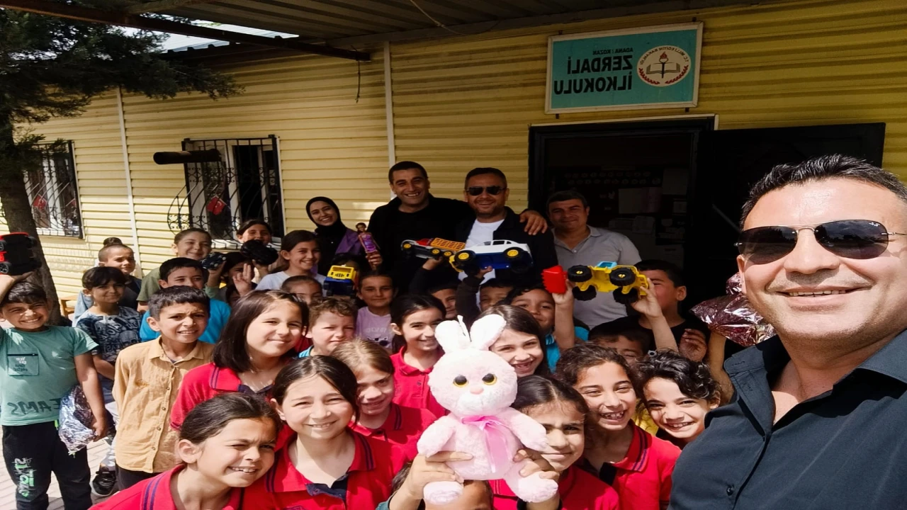 Oyuncak Kumbarası çocukların yüzünü güldürdü