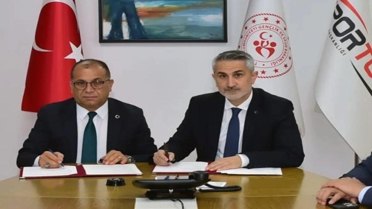 Saimbeyliye 5 adet halı saha yapılacak