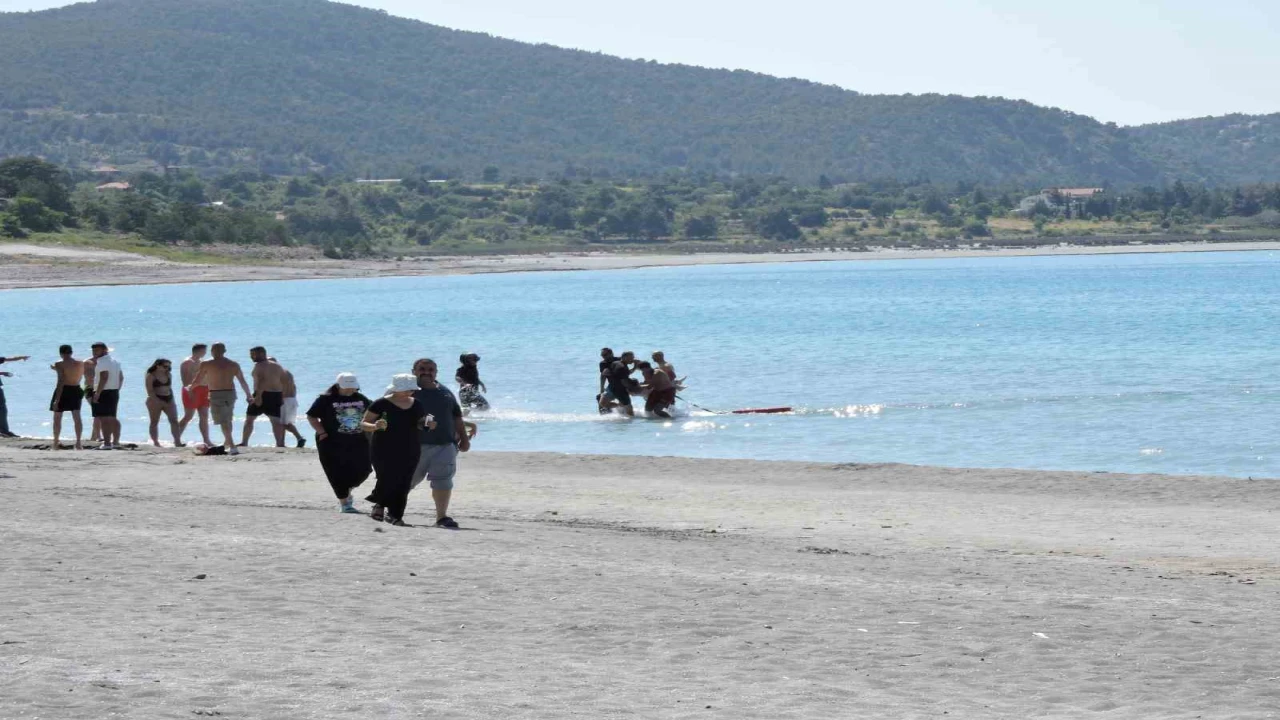 Salda Gölünde can pazarı: Genç kız ölümle burun buruna geldi