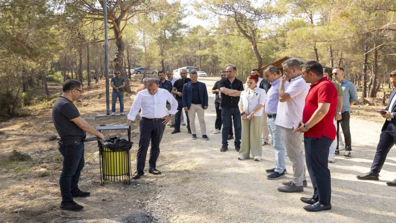 Seçer, Emirler Orman Parkı Piknik Alanında incelemelerde bulundu