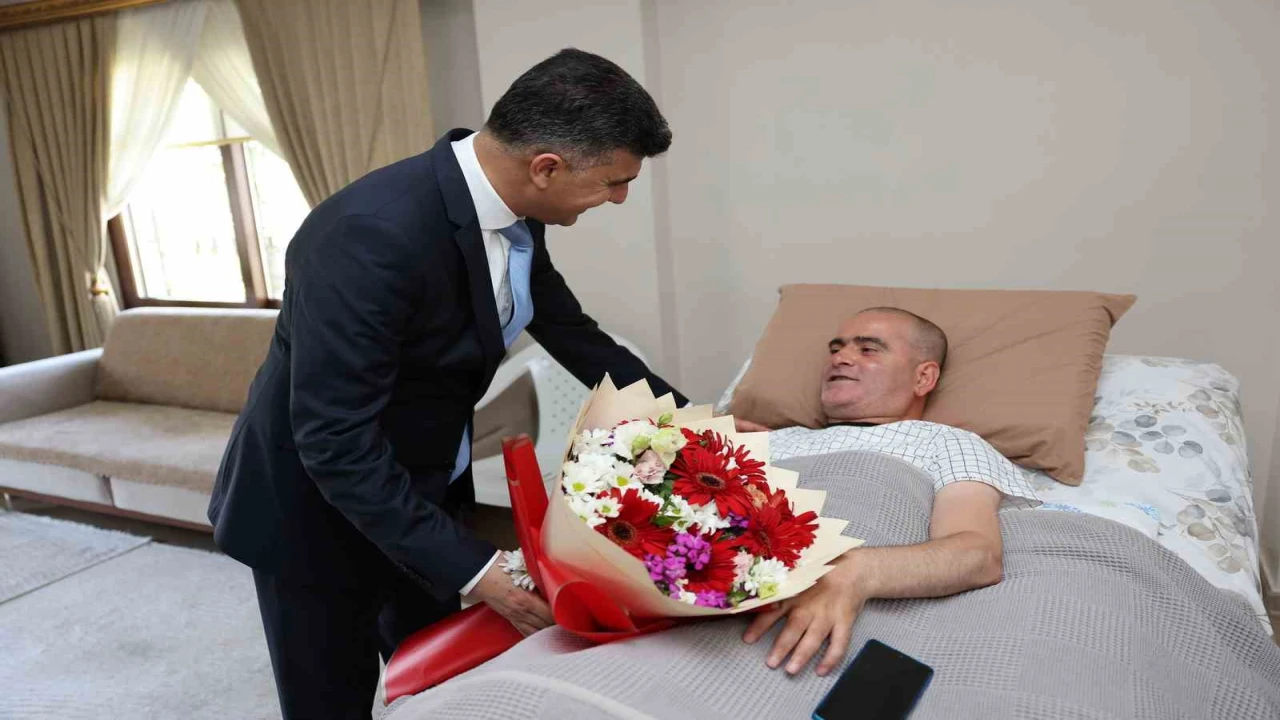 Şenerden şehit aileleri ve gazilere vefa ziyareti