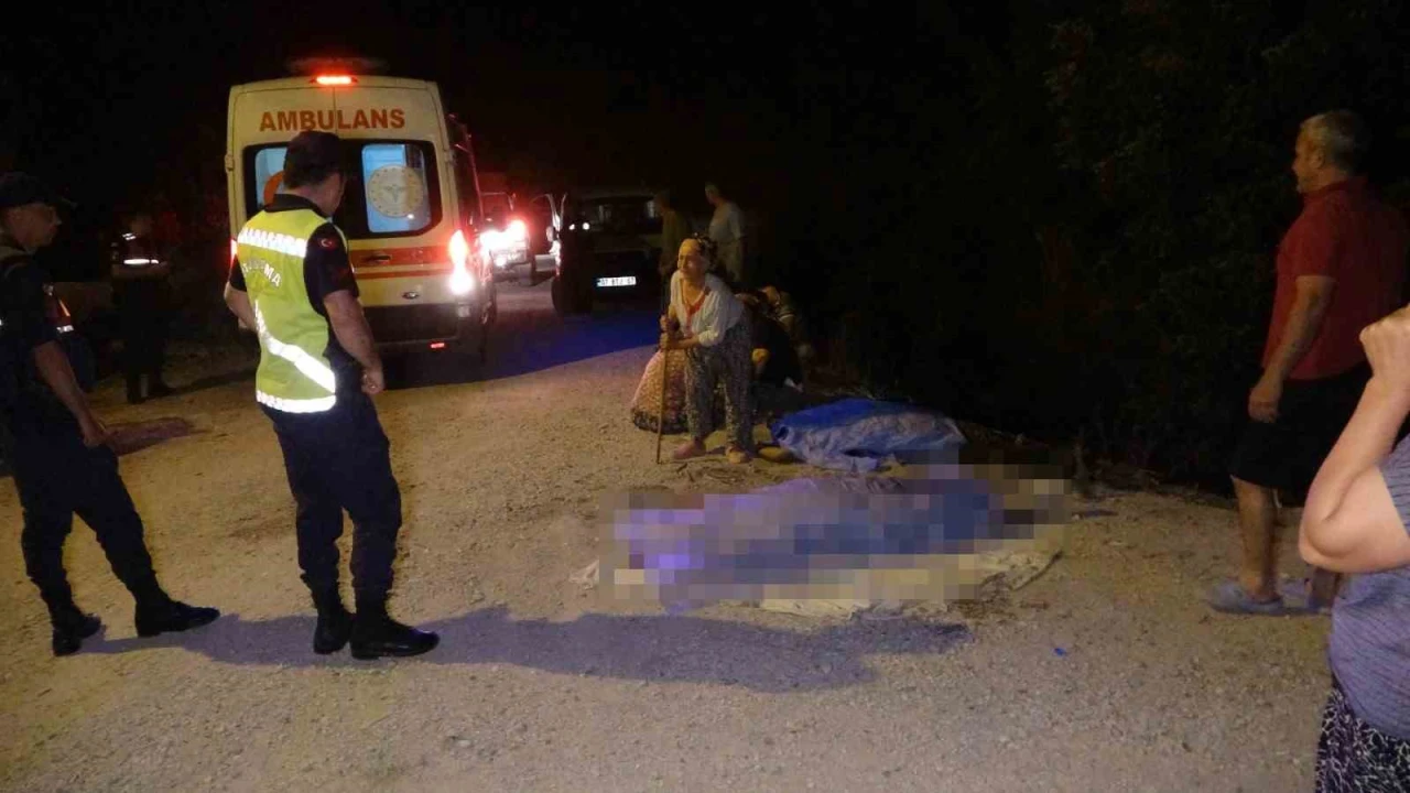 Sulama kanalına uçan otomobilde 2 kişi boğularak hayatını kaybetti