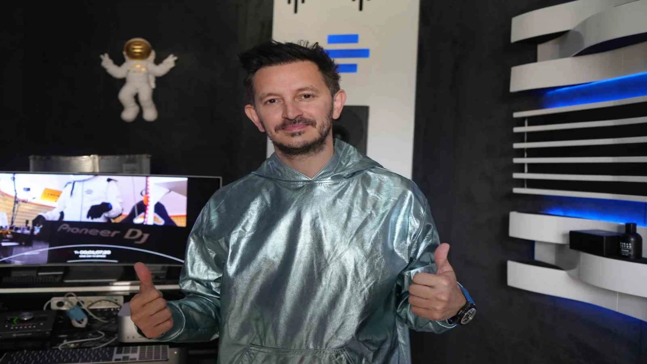 Türk DJ 55 bin fitte müzik yaptı, Guinness Dünya Rekoru geldi