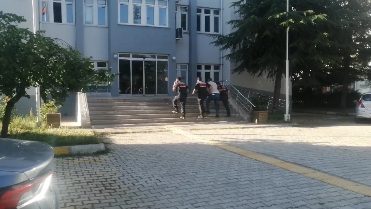 Yayaya çarpıp ölümüne neden oldu, 4 saat sonra başka bir köyde saklanırken yakalandı