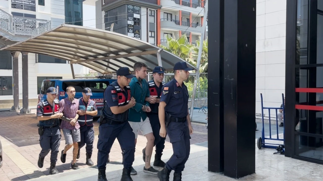 Alanyada Rusların ölümlü kavgasına 2 tutuklama