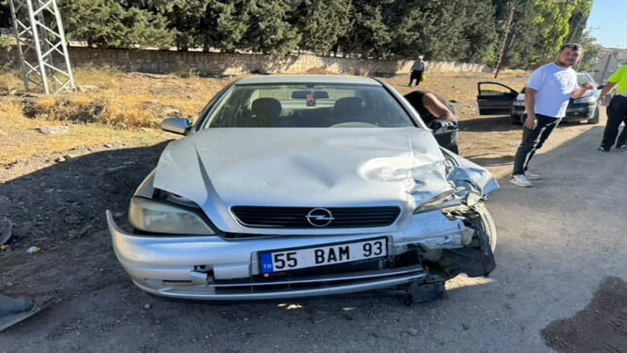 Antakyada trafik kazası: 2 yaralı