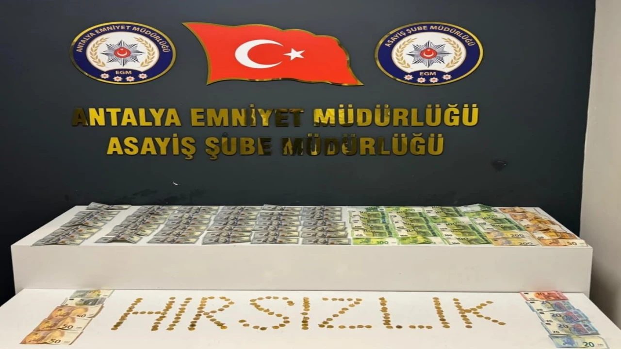 Antalyada evden 2 milyon liralık altın ve döviz hırsızlığı