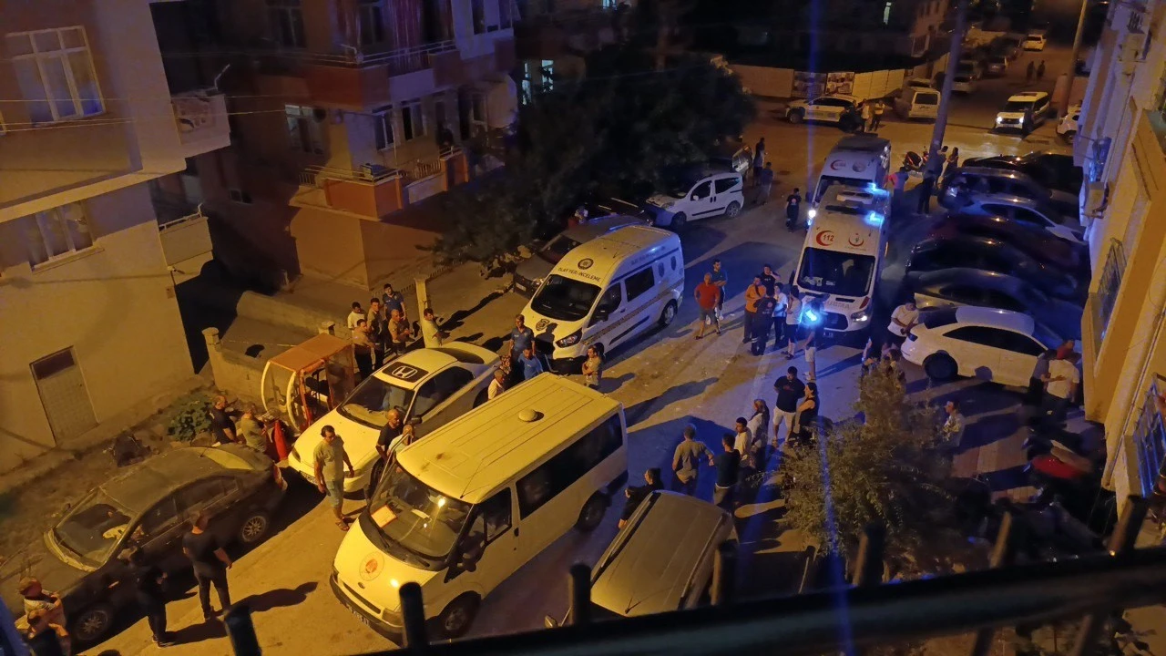 Antalyada kız kardeşini 14 bıçak darbesiyle öldürdü