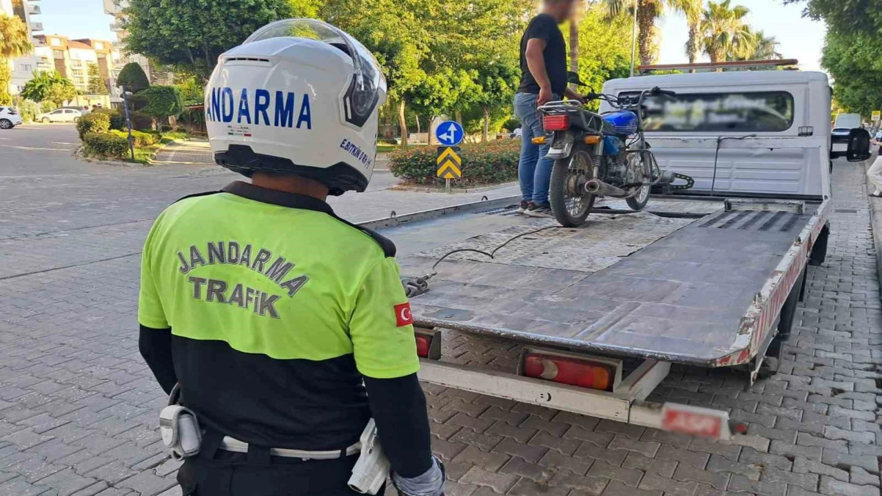 Antalyada şok motosiklet denetiminde 3 bin 655 araç kontrol edildi
