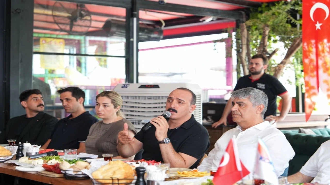 Başkan Kotan, Konyaaltı esnafıyla buluştu