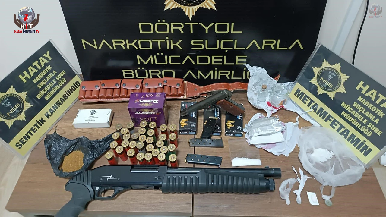 Dörtyol'da evden uyuşturucu ve cephanelik çıktı
