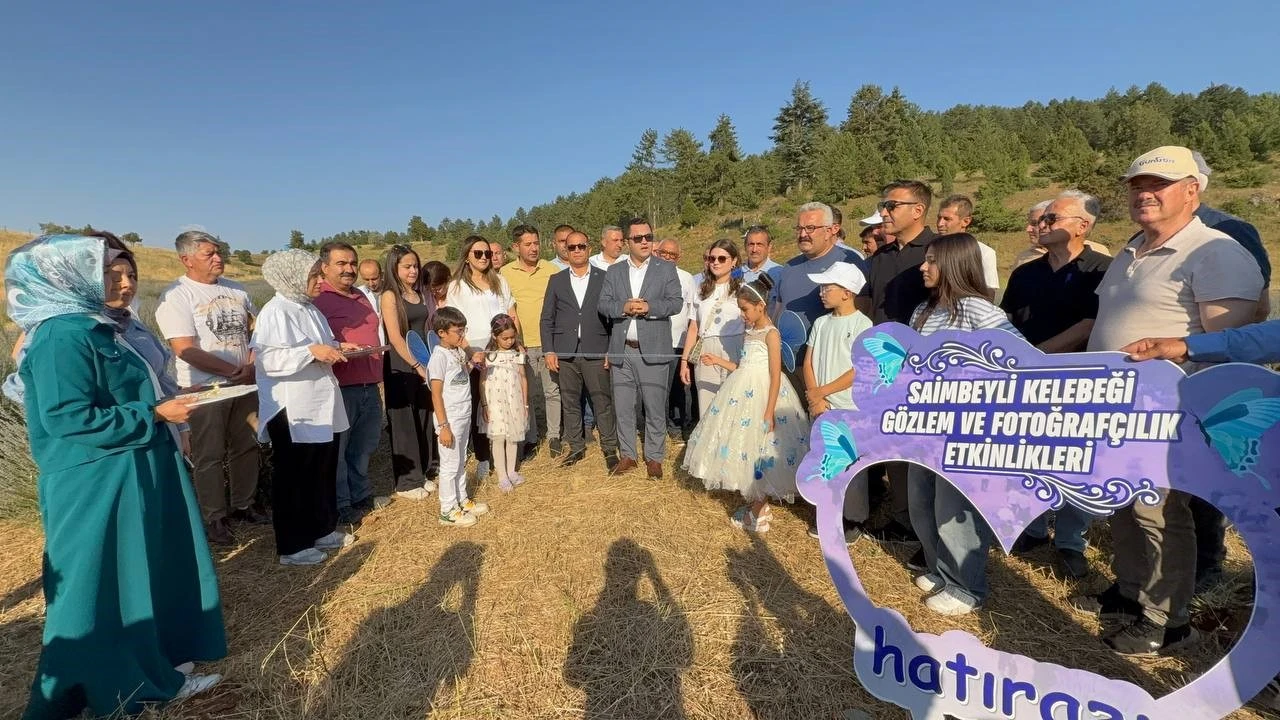 Endemik mavi kelebekler için Saimbeyliye akın ettiler