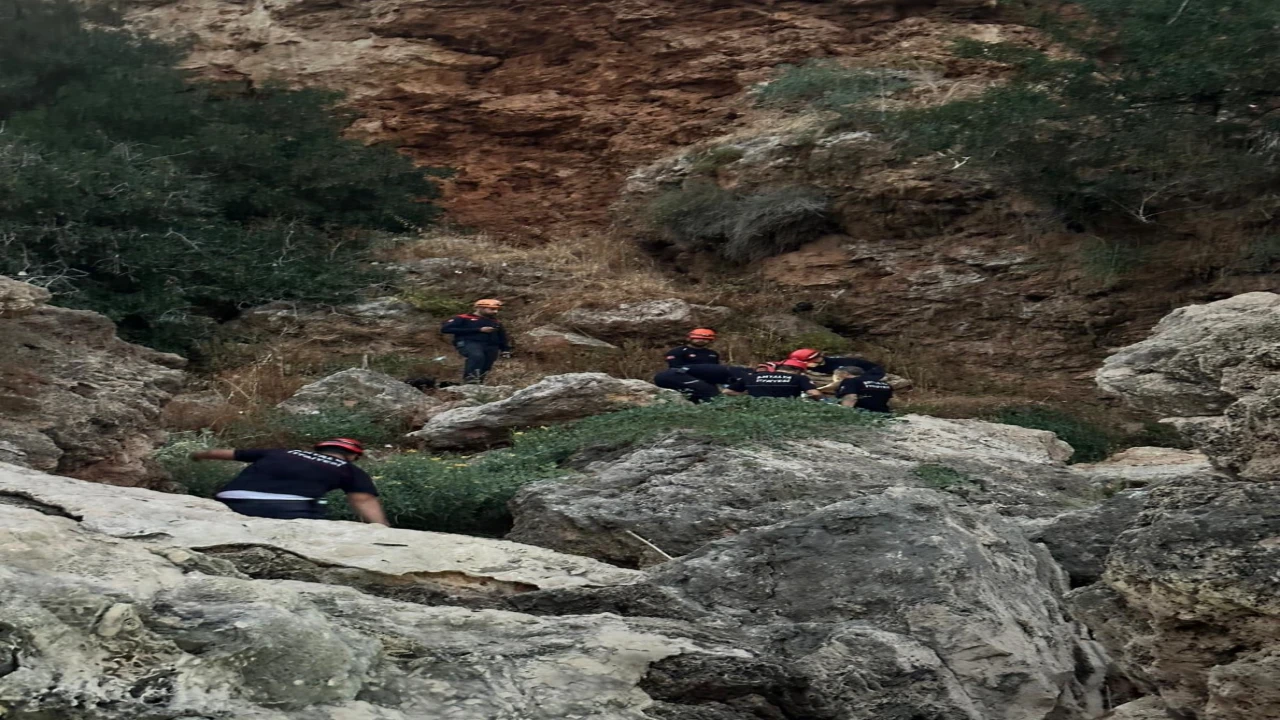 Falezden düşen 23 yaşındaki turist hayatını kaybetti