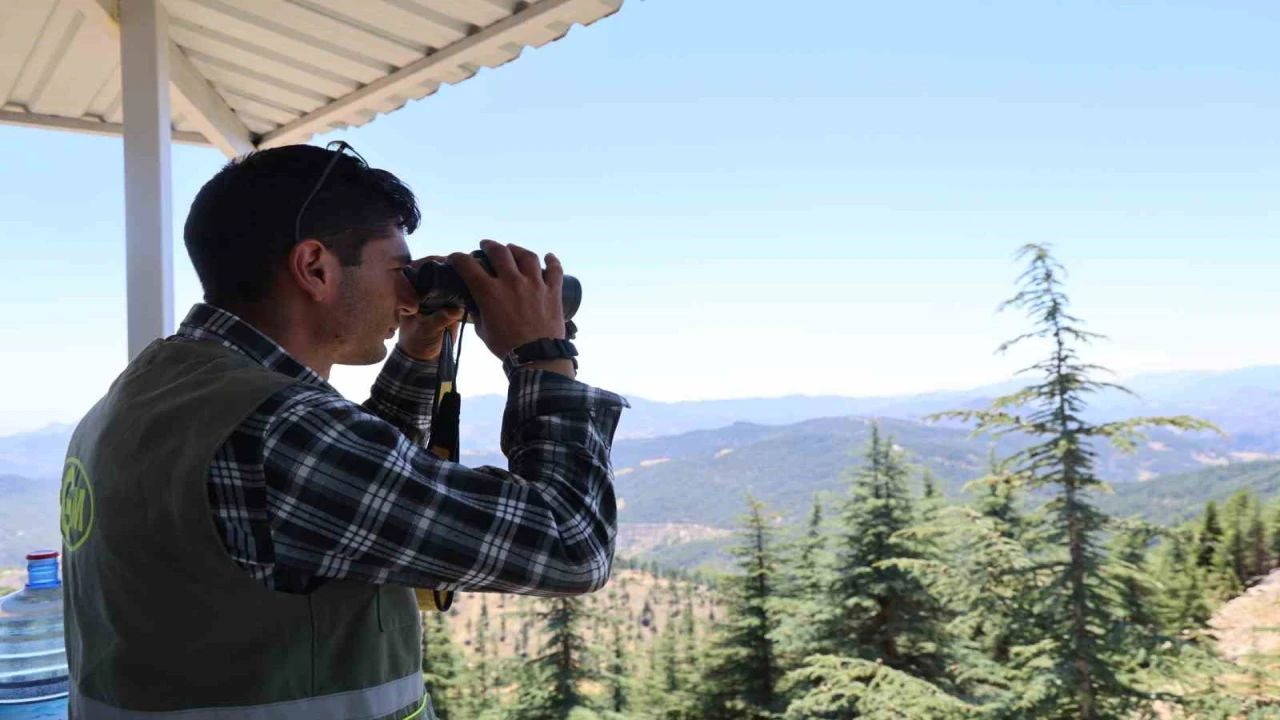 Fekede bin 700 rakımda Yeşil Vatan nöbeti