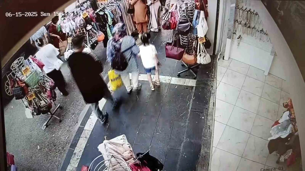 Güvenlik kamerası 700 bin TLlik yankesiciliği kaydetti: Şüpheli tutuklandı