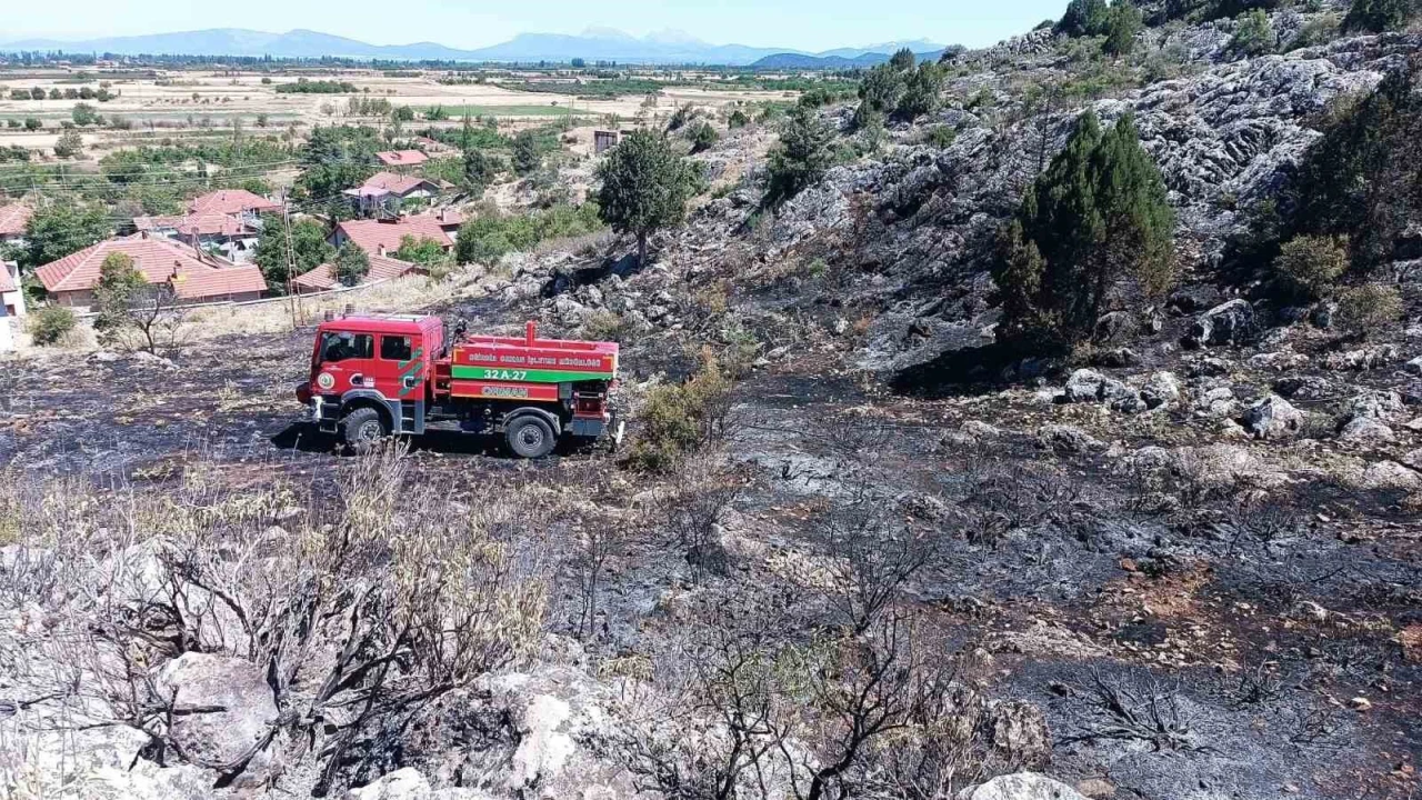 Ispartadaki orman yangını kontrol altına alındı