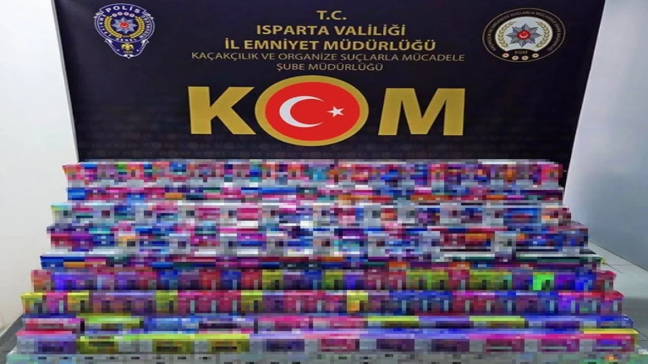Kaçak elektronik sigara operasyonunda 1.8 milyon liralık ürün ele geçirildi