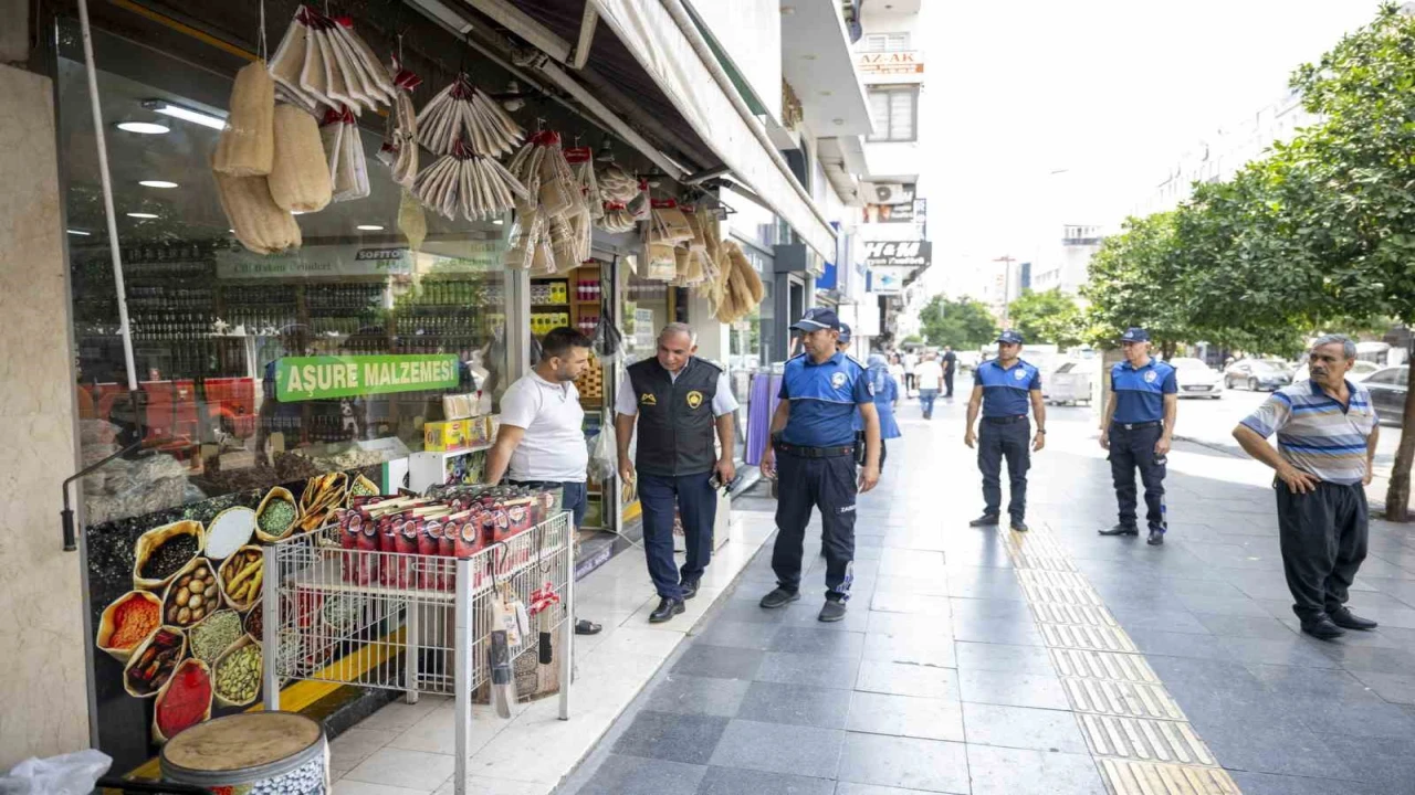 Mersinde kaldırım ve yol işgaline geçit verilmiyor