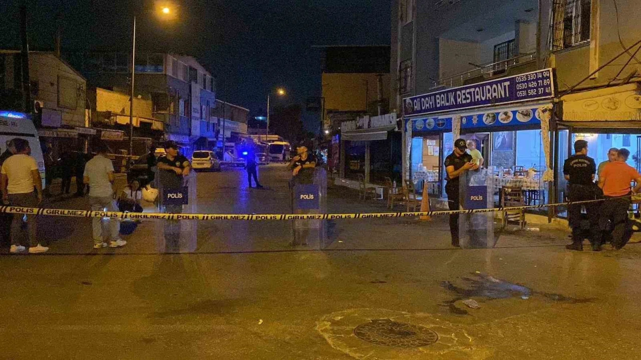 Mersinde restoranda hesap tartışması kanlı bitti: 6 yaralı