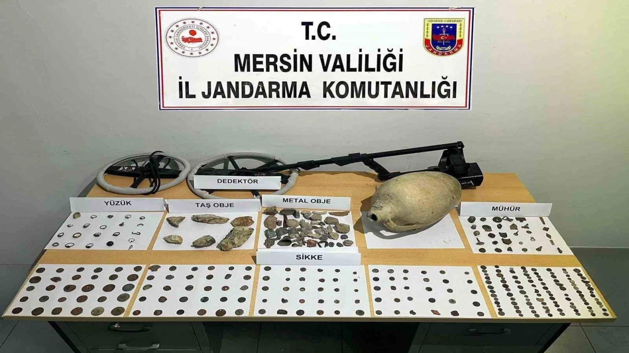 Mersinde tarihi eser operasyonu: 653 parça obje ele geçirildi