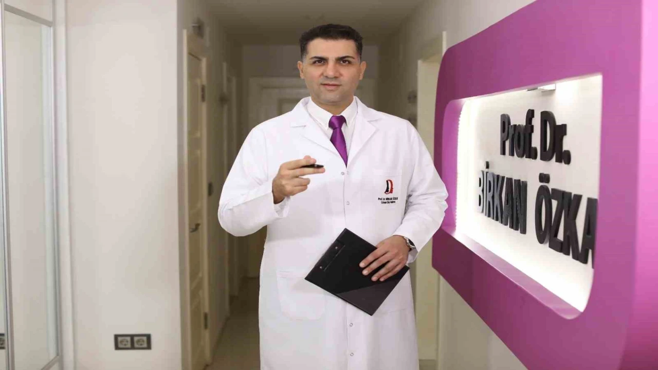 Prof. Dr. Özkan: Diş koltuğunda öğürme refleksi mi yaşıyorsunuz? Nedeni bağırsaklarınız olabilir