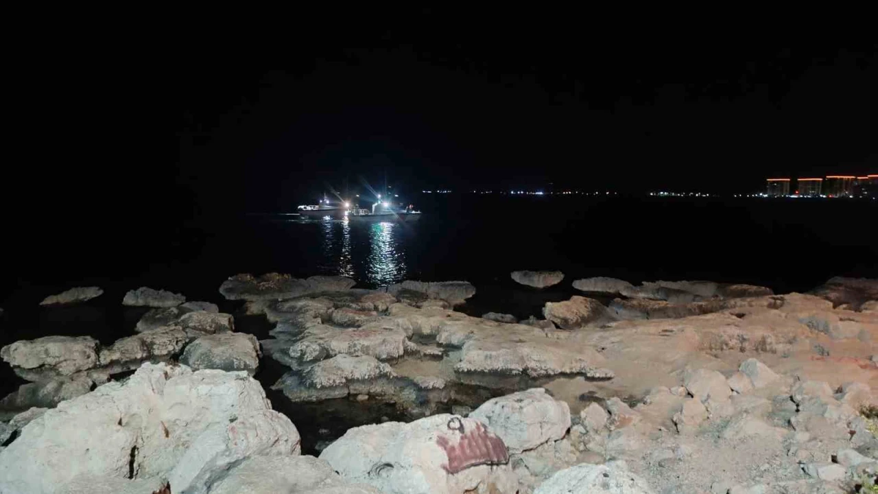 Tatilde gece denize giren kadın avukat boğuldu