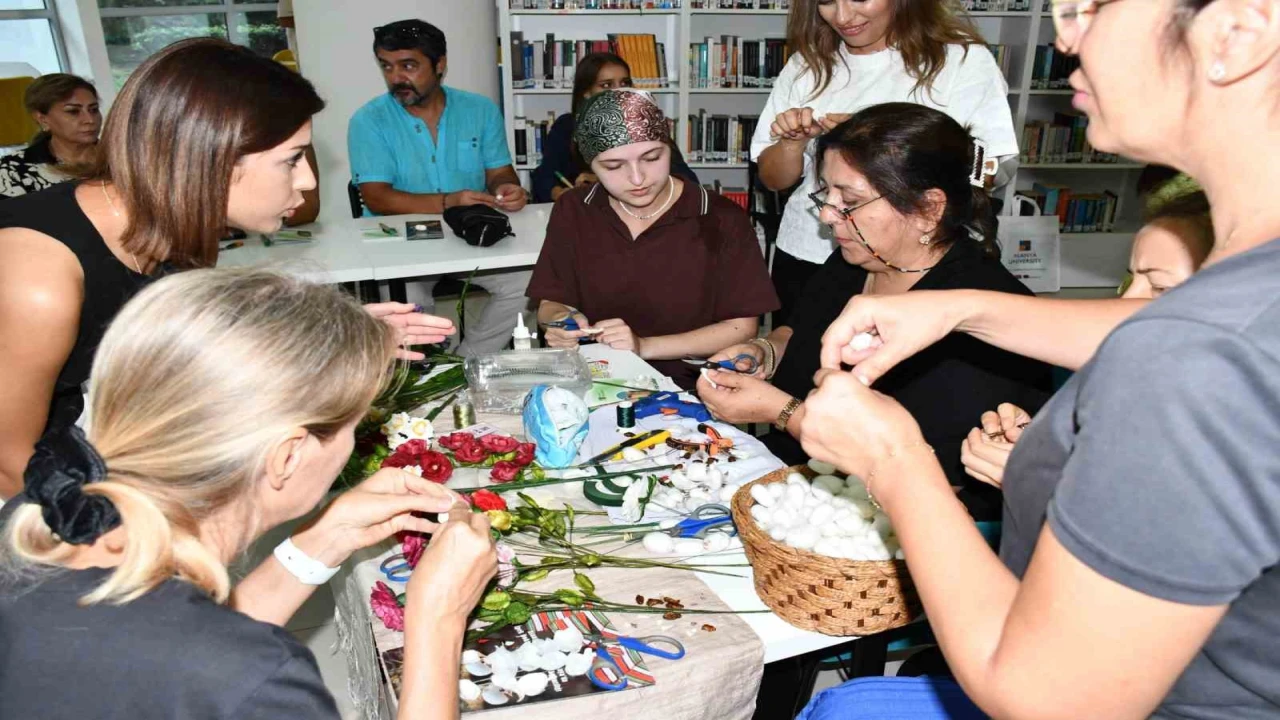 Alanya Üniversitesi el sanatlarını geleceğe taşıyor